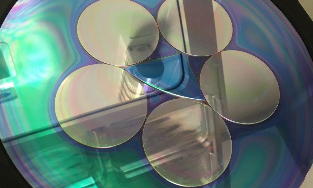 Haloscope dark matter detection setup